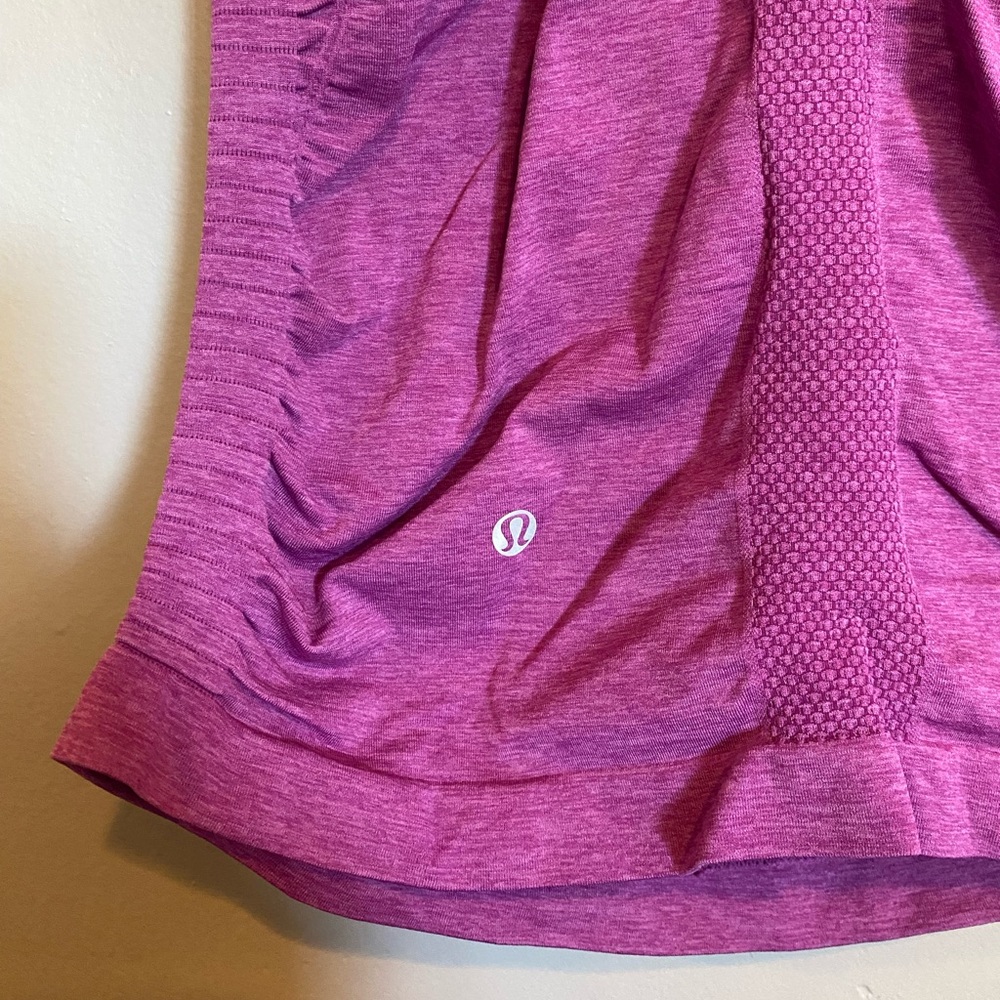Lululemon In The Flow Tank - Picture 8 of 9
